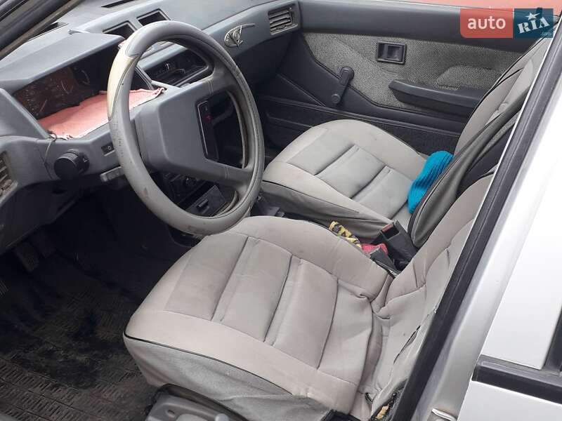 Универсал Mitsubishi Lancer 1987 в Сквире