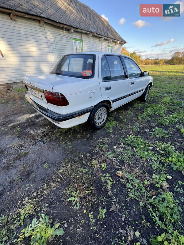 Седан Mitsubishi Lancer 1991 в Любомле