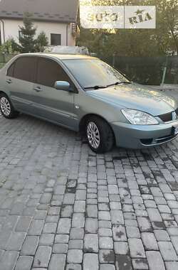 Седан Mitsubishi Lancer 2006 в Новояворівську