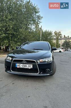 Седан Mitsubishi Lancer 2013 в Першотравенске