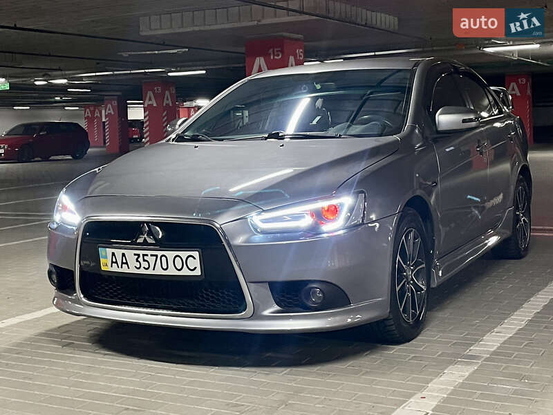 Седан Mitsubishi Lancer 2015 в Киеве фото 14 Седан Mitsubishi Lancer 2015 в Киеве