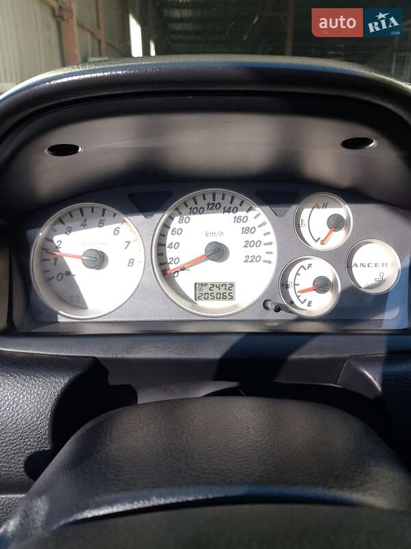 Седан Mitsubishi Lancer 2005 в Одесі