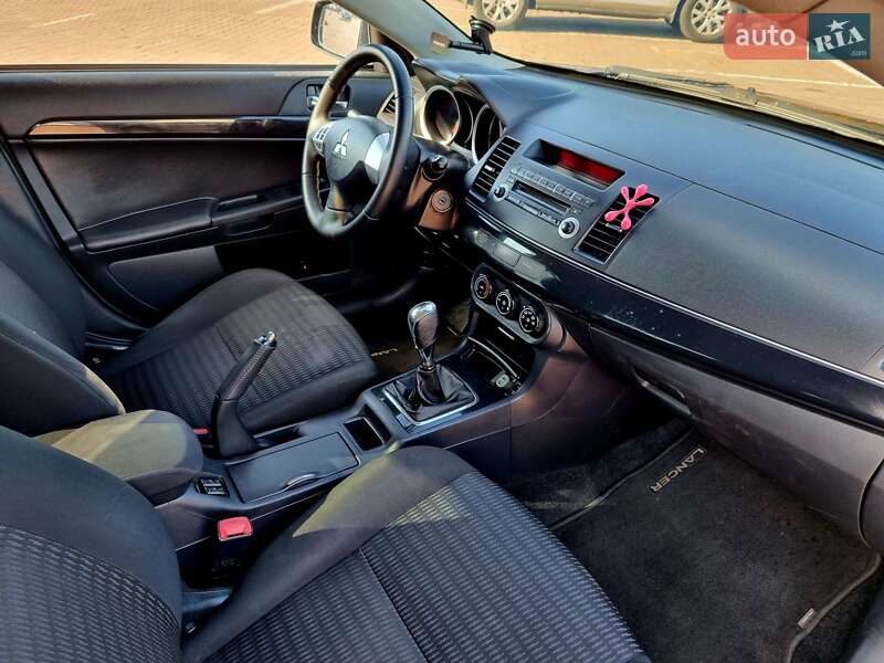 Седан Mitsubishi Lancer 2012 в Житомире