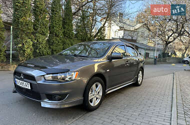 Седан Mitsubishi Lancer 2008 в Черновцах