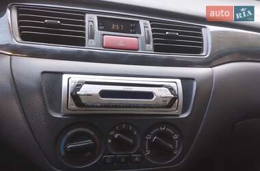 Универсал Mitsubishi Lancer 2005 в 