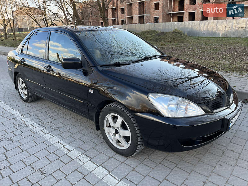 Седан Mitsubishi Lancer 2006 в Львове