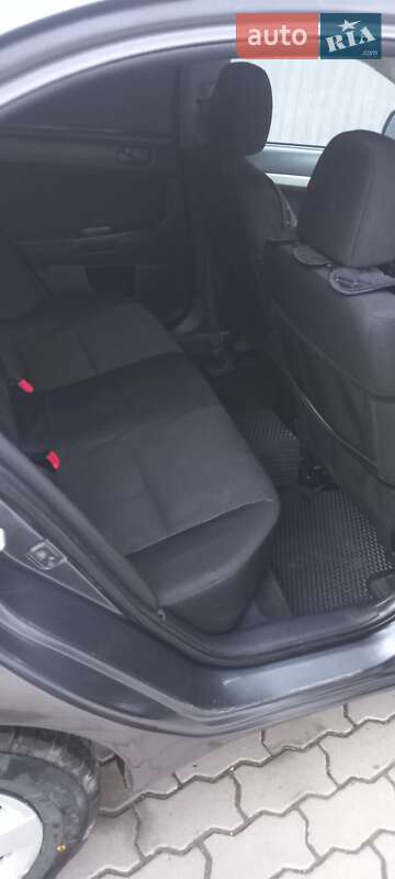 Седан Mitsubishi Lancer 2011 в Черновцах