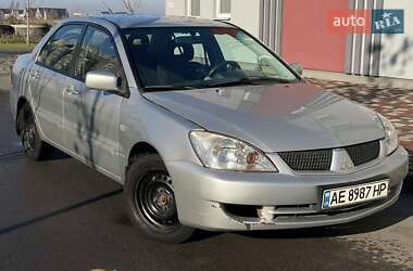 Седан Mitsubishi Lancer 2006 в Днепре