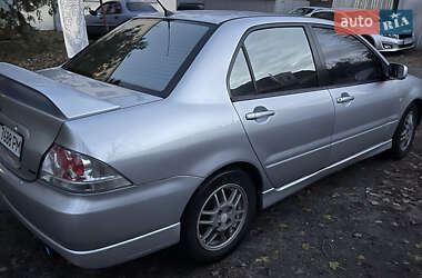 Седан Mitsubishi Lancer 2006 в Киеве