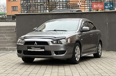 Седан Mitsubishi Lancer 2014 в Івано-Франківську