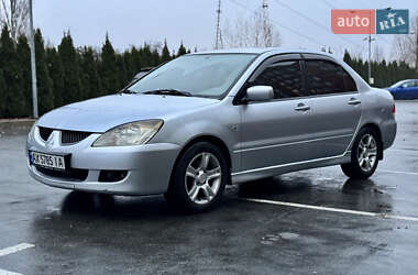 Седан Mitsubishi Lancer 2003 в Києві