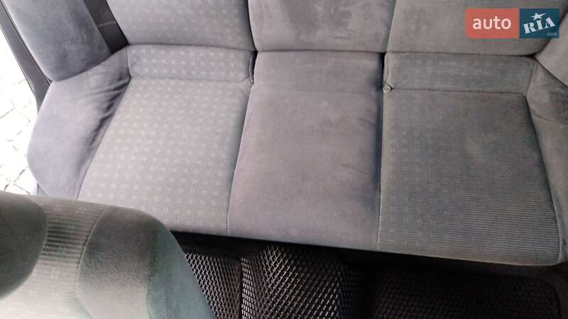 Седан Mitsubishi Lancer 2004 в Хмельницком