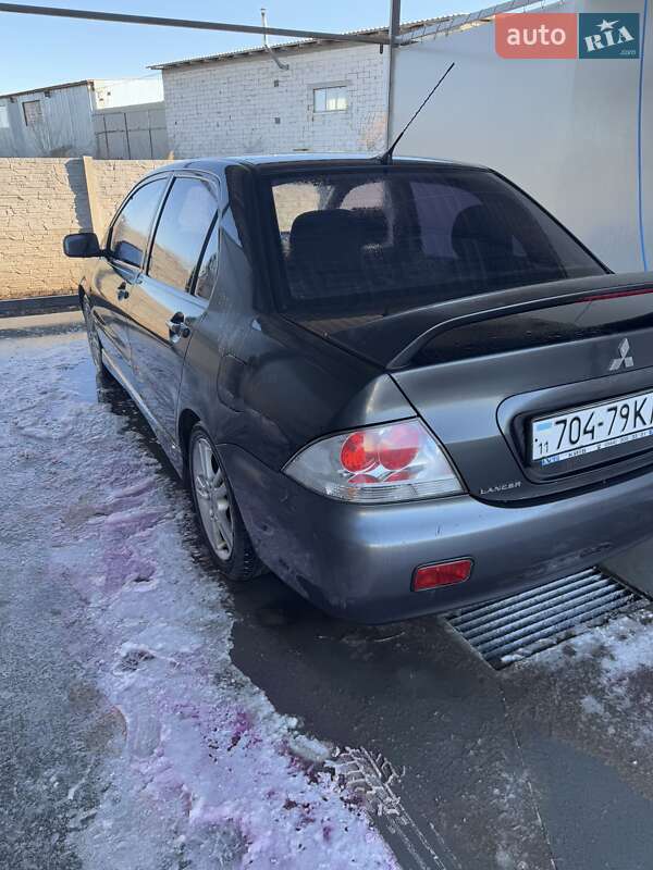 Седан Mitsubishi Lancer 2004 в Одессе