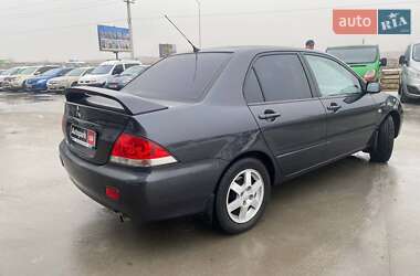 Седан Mitsubishi Lancer 2003 в Львові