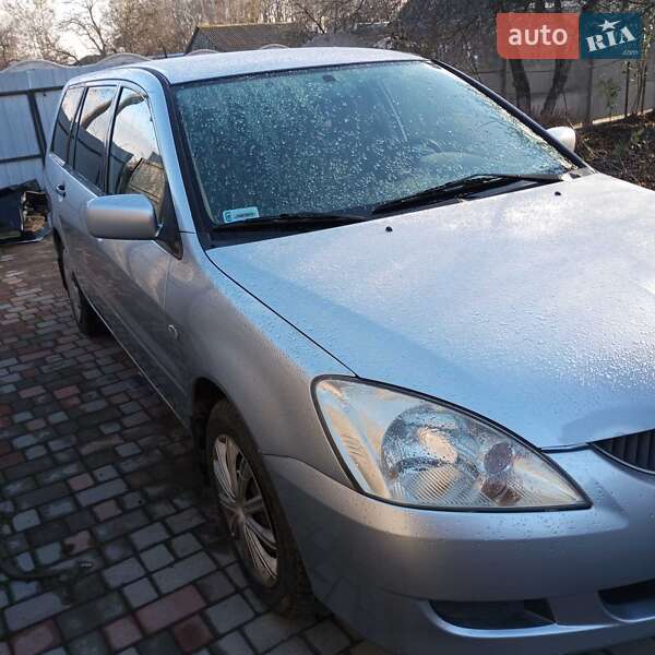 Універсал Mitsubishi Lancer 2004 в Лугинах