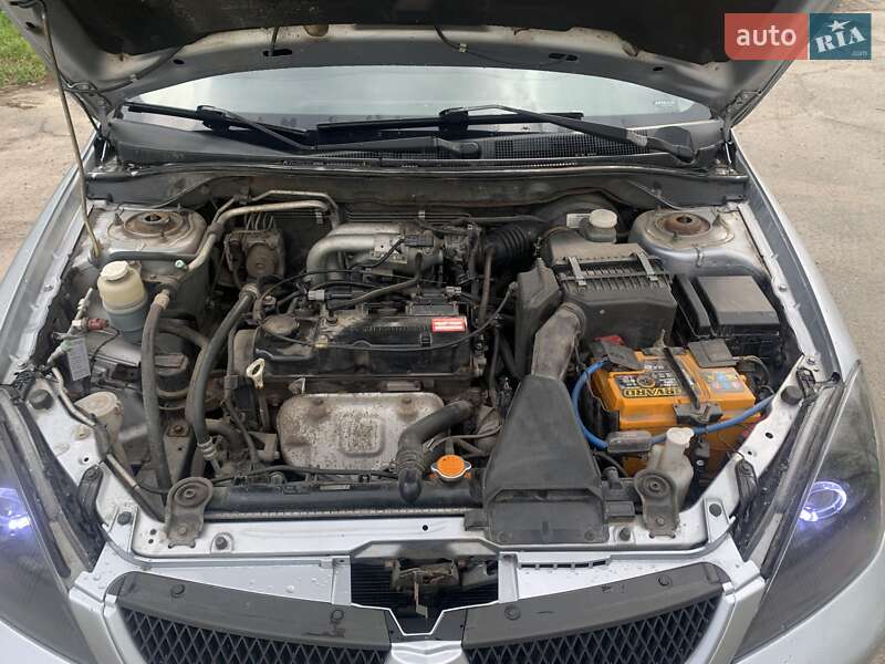 Седан Mitsubishi Lancer 2006 в Кременчуге