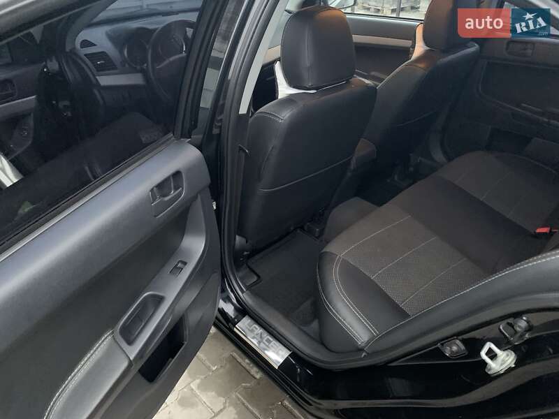 Седан Mitsubishi Lancer 2008 в Новому Бузі