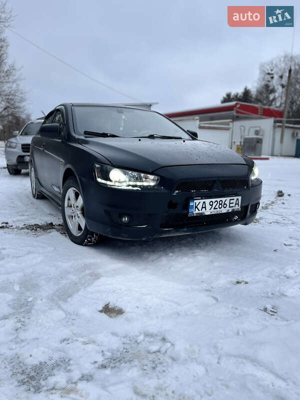 Седан Mitsubishi Lancer 2009 в Старокостянтинові