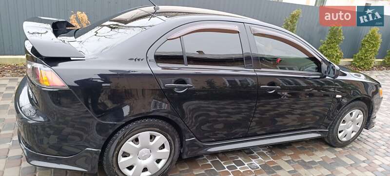 Седан Mitsubishi Lancer 2011 в Олександрівці