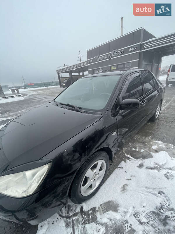 Седан Mitsubishi Lancer 2006 в Львове