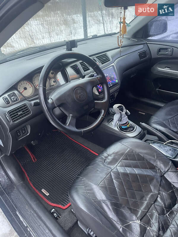 Седан Mitsubishi Lancer 2006 в Львове