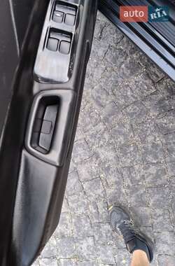 Седан Mitsubishi Lancer 2004 в 