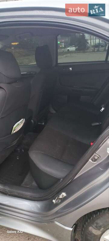 Седан Mitsubishi Lancer 2016 в Кривом Роге