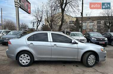 Седан Mitsubishi Lancer 2010 в Виннице