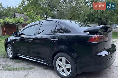 Седан Mitsubishi Lancer 2007 в Помічній