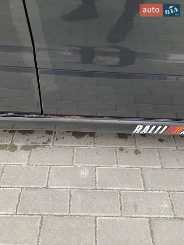 Седан Mitsubishi Lancer 2004 в Золочеве