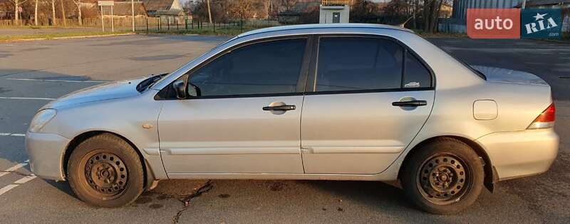 Седан Mitsubishi Lancer 2005 в Корюковке