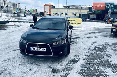 Седан Mitsubishi Lancer 2015 в Києві