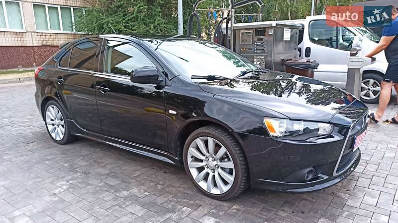Хэтчбек Mitsubishi Lancer 2009 в Кривом Роге