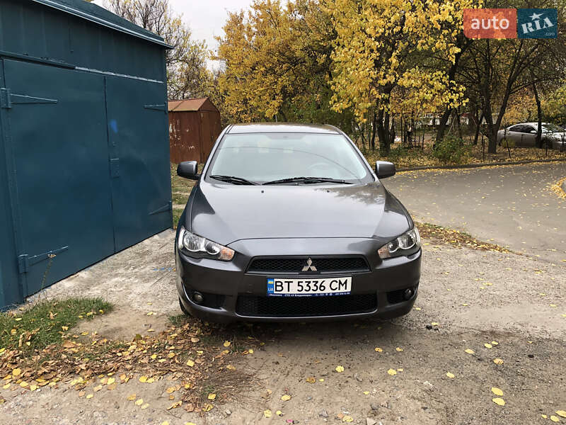 Седан Mitsubishi Lancer 2008 в Вишневом