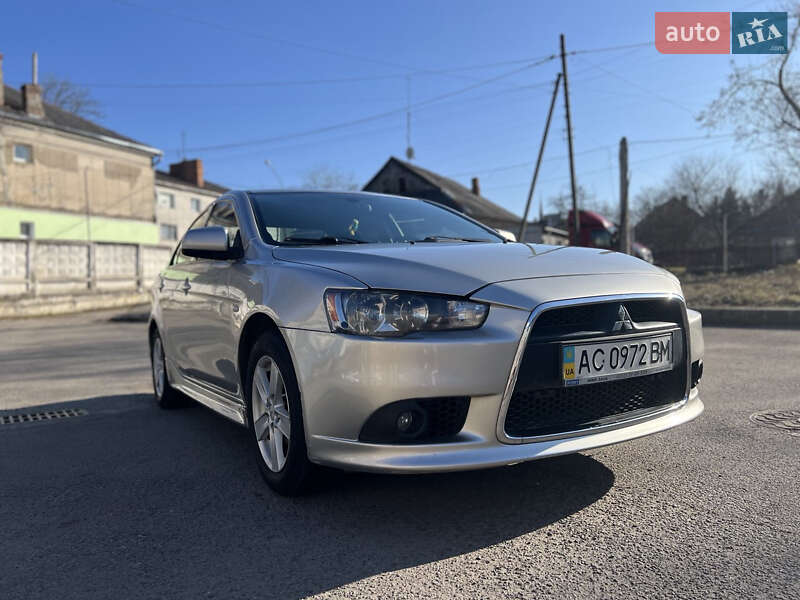 Mitsubishi Lancer 2014