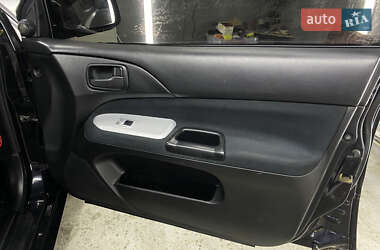 Седан Mitsubishi Lancer 2006 в 