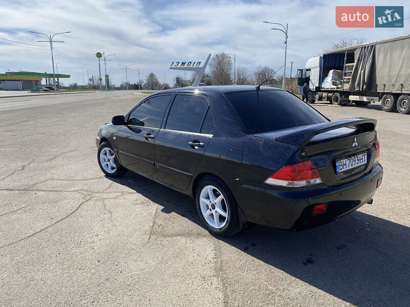 Седан Mitsubishi Lancer 2006 в Измаиле