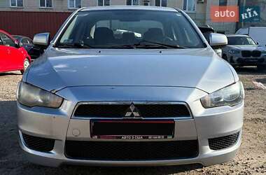 Седан Mitsubishi Lancer 2010 в Киеве