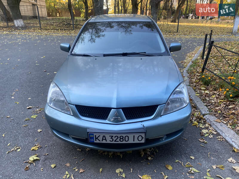 Седан Mitsubishi Lancer 2008 в Киеве