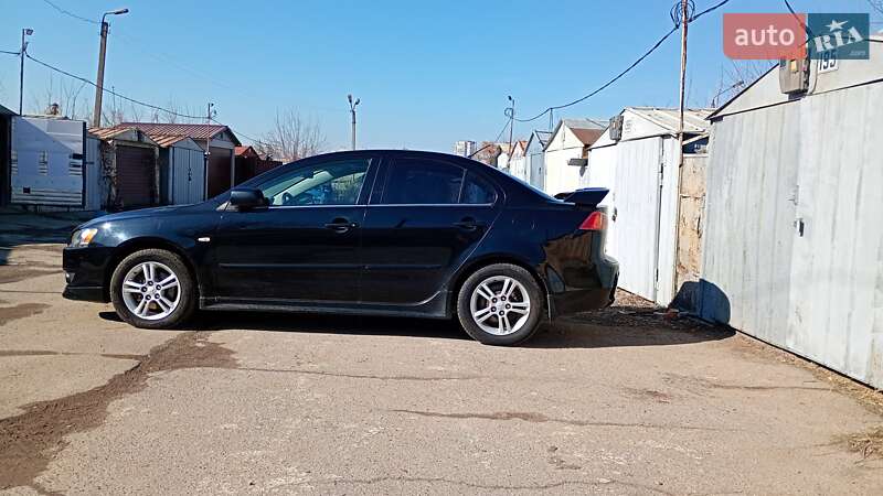 Седан Mitsubishi Lancer 2008 в Харькове