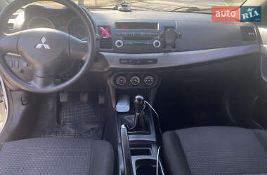 Седан Mitsubishi Lancer 2010 в 