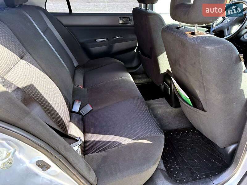 Седан Mitsubishi Lancer 2007 в Харкові