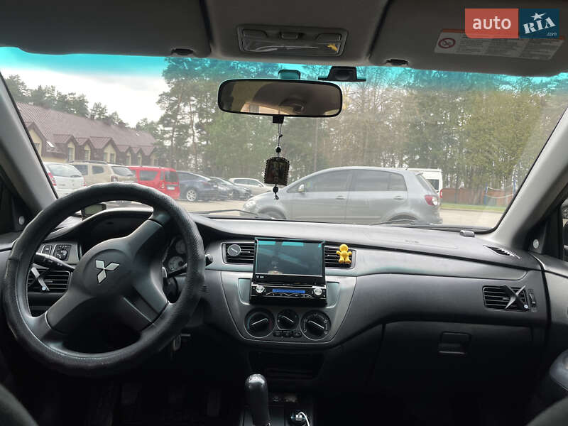 Седан Mitsubishi Lancer 2008 в Буске