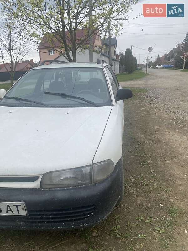 Універсал Mitsubishi Lancer 1993 в Ужгороді