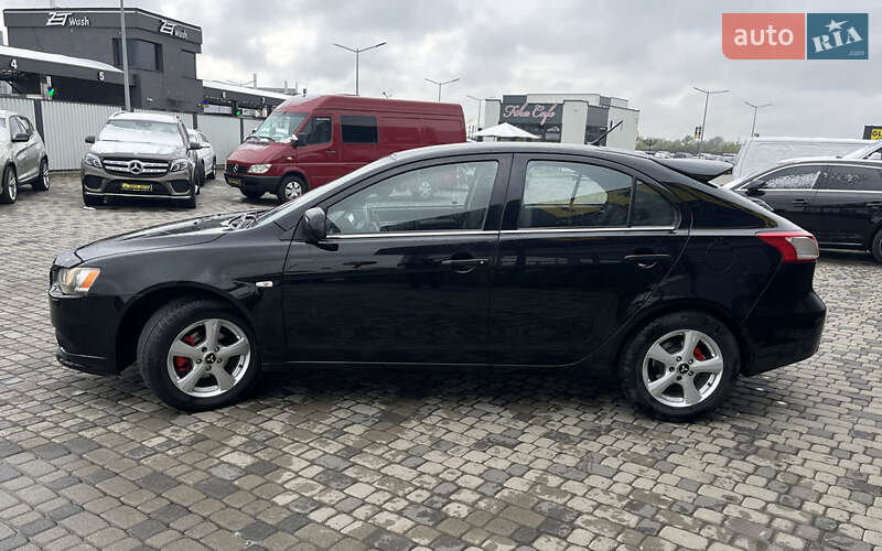 Хетчбек Mitsubishi Lancer 2009 в Мукачевому