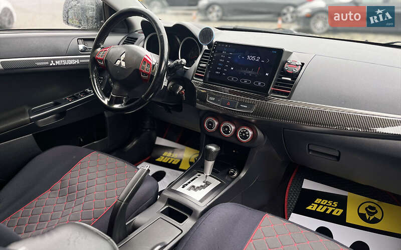 Хетчбек Mitsubishi Lancer 2009 в Мукачевому