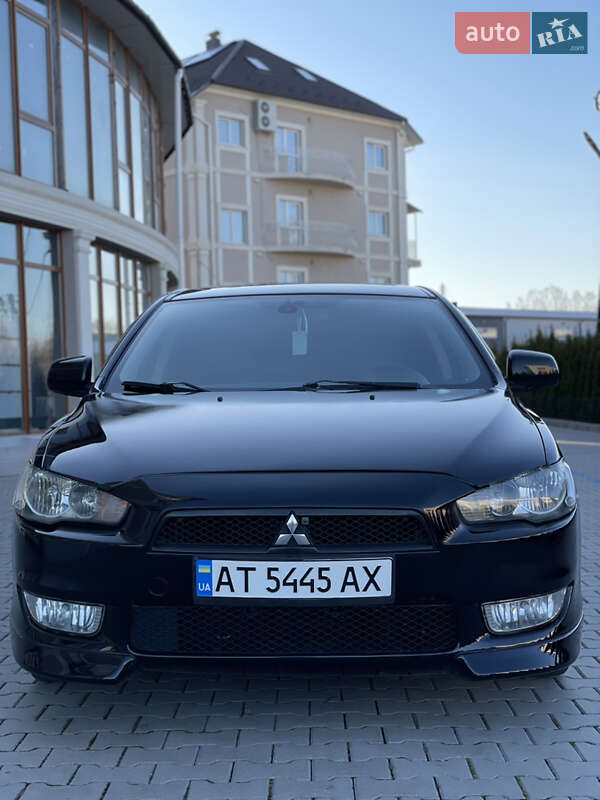 Седан Mitsubishi Lancer 2009 в Чернівцях