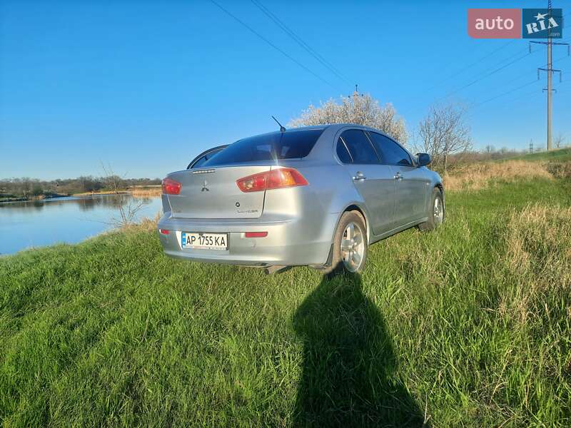 Седан Mitsubishi Lancer 2007 в Вольнянске