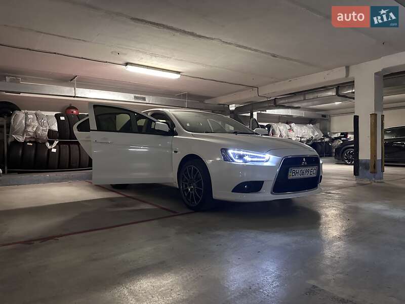 Mitsubishi Lancer 2012