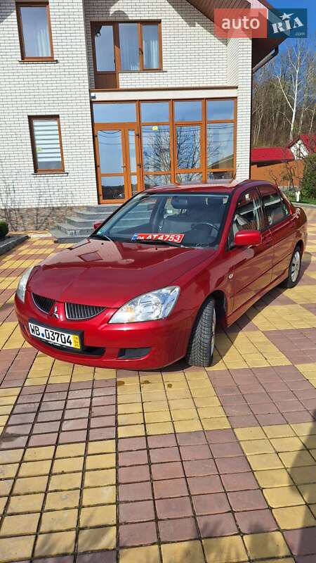 Седан Mitsubishi Lancer 2004 в 